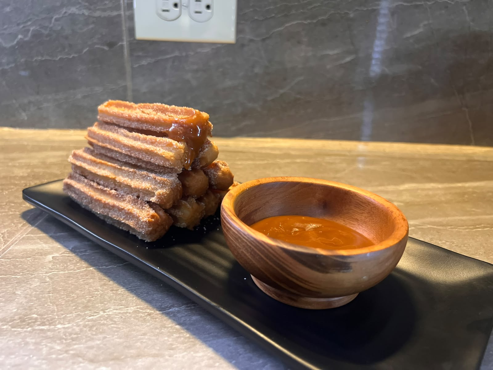Churros con salsa de dulce de leche